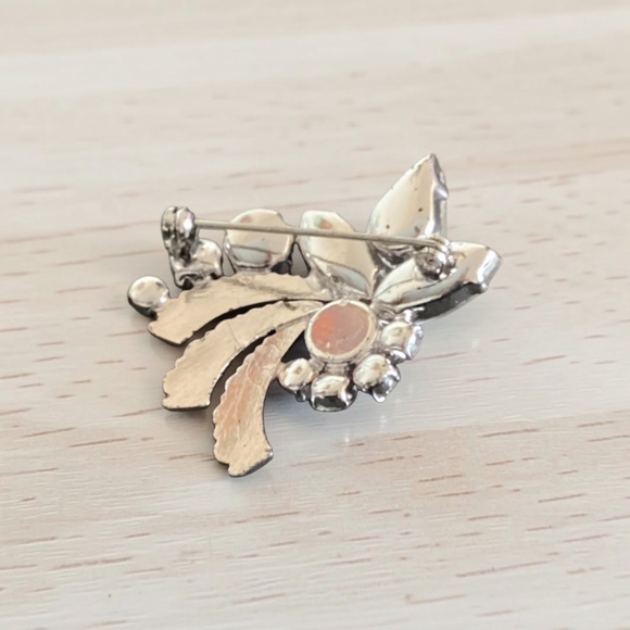 Vintage Rhinestone Brooch - Picture 4 of 4